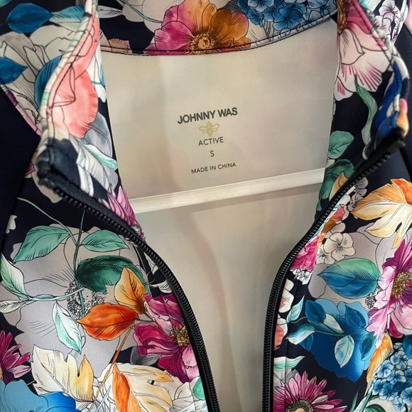 Johnny Was Fall Dance Fitted Athletic Jacket - Blue Floral - Size Small - Picture 4 of 13